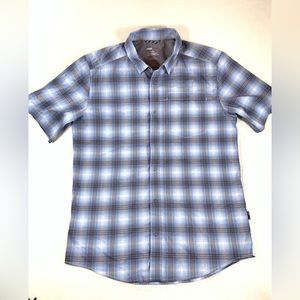 Swiss tech mens plaid button up shirt medium